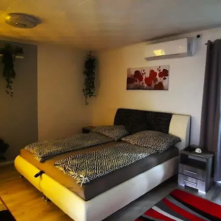 Violett Miskolctapolca Apartman *